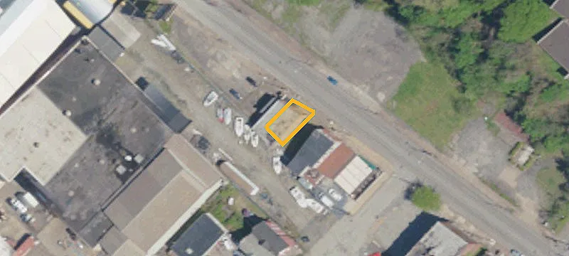 24 Braddock Ave