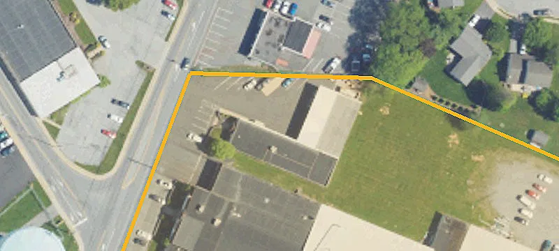 205 Diller Ave