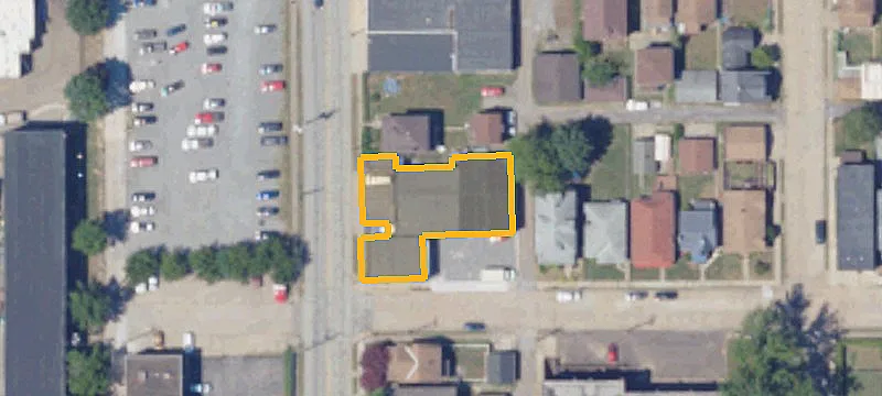 2104 Duss Ave