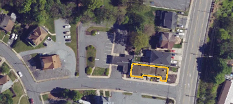 235 Enola Rd
