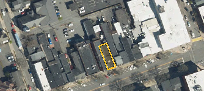 732 Main St