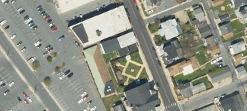 1924 Main St