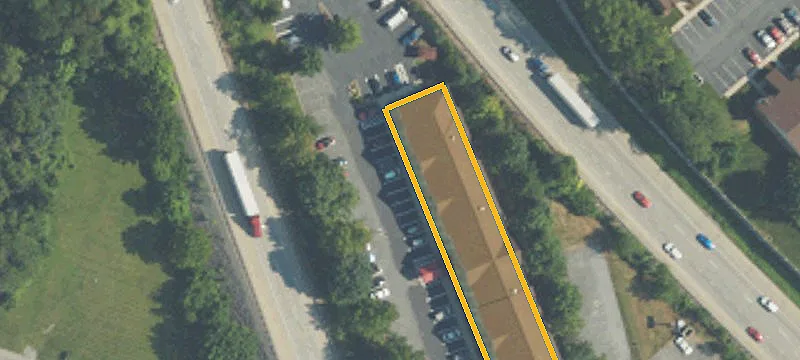 2045 Lincoln E Hwy