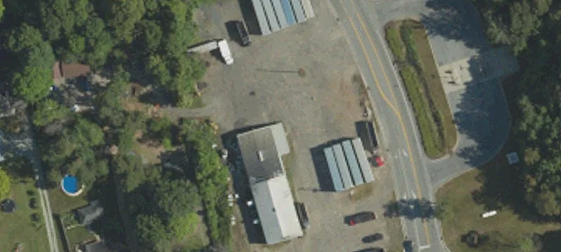 3381 Elton Rd
