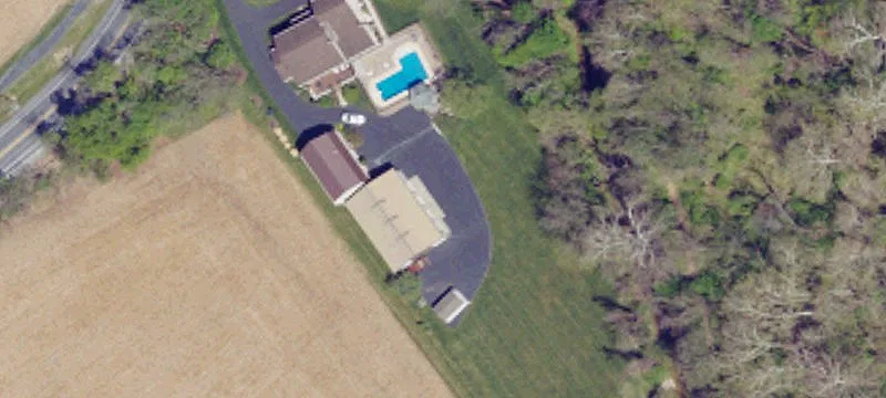 132 Race St