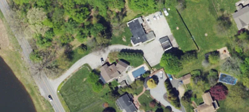 551 Warren Ave