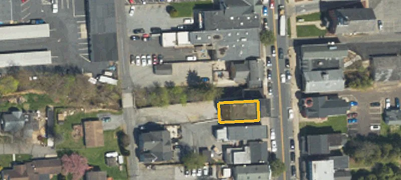 638 Main St
