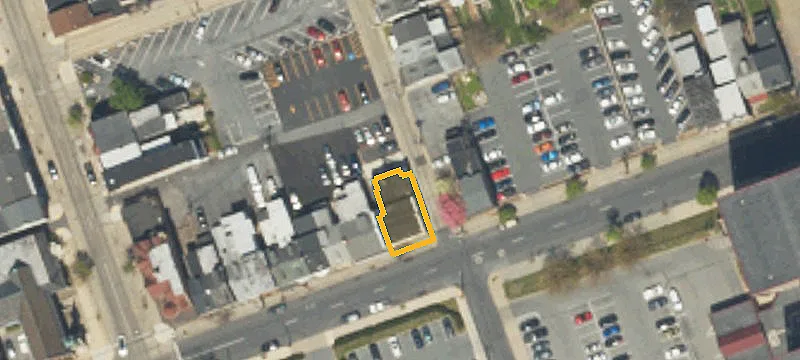 445 Linden St