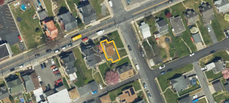 1106 Broadway
