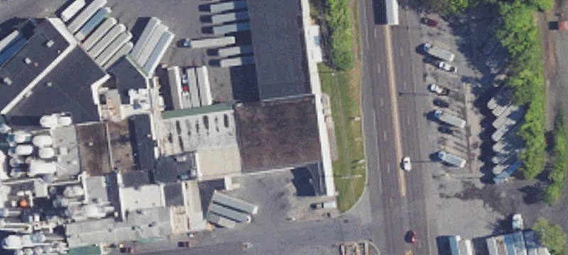 3310 Ctr Ave