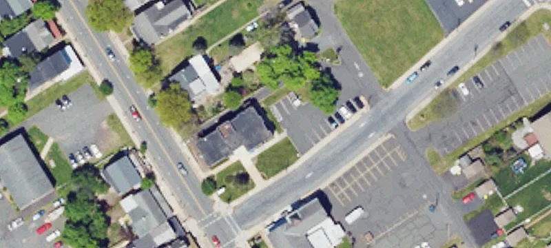 325 Main St