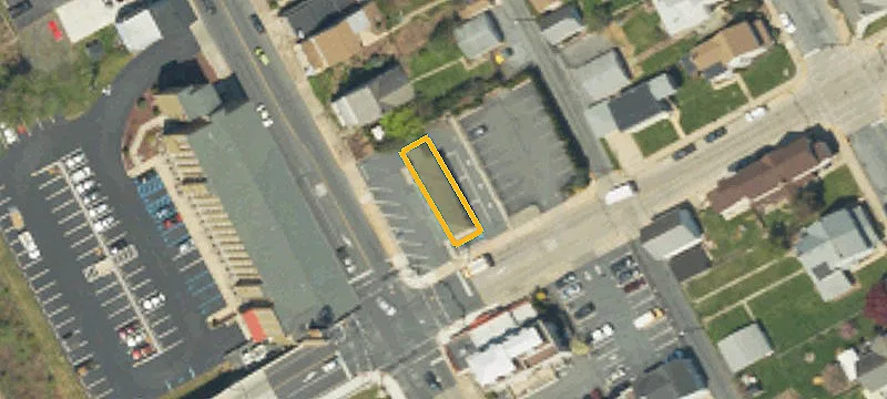 901 Main St