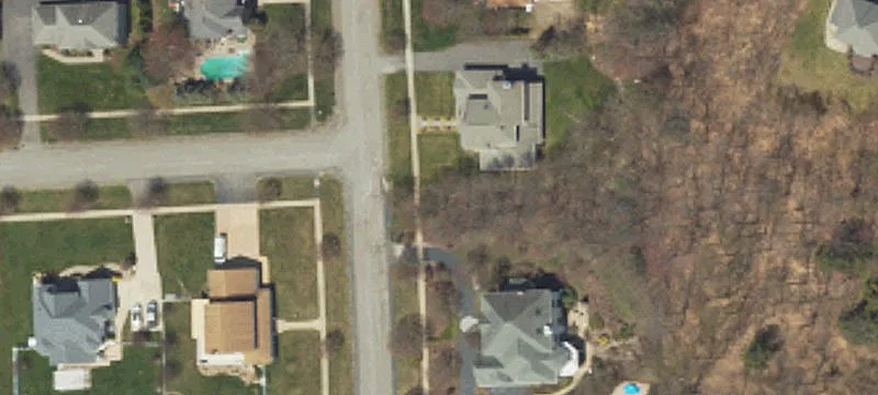 305 Hillside Park