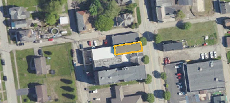 33 Main St