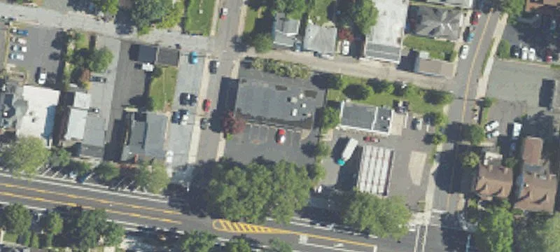601 High St