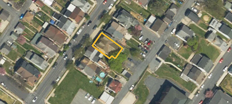 942-944 Delaware Ave