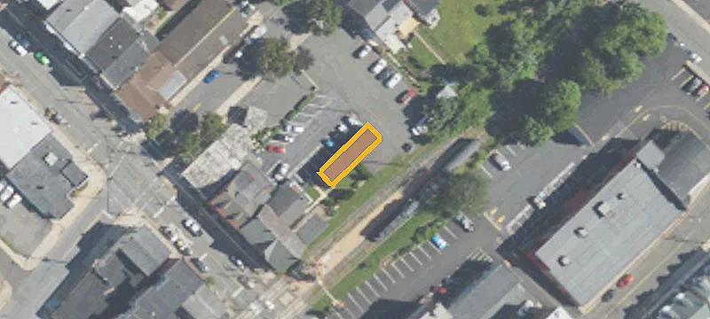 111th E Philadelphia Ave