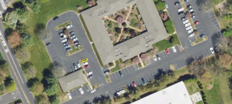 4 Terry Dr Ste, Unit 2
