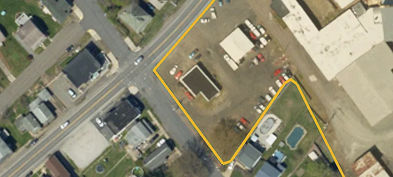 1061 Main St