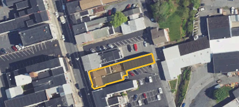 39 4th St