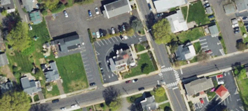 126 Bellevue Ave