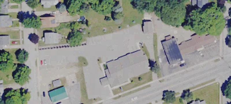 90 Main St
