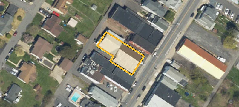 733 Main St