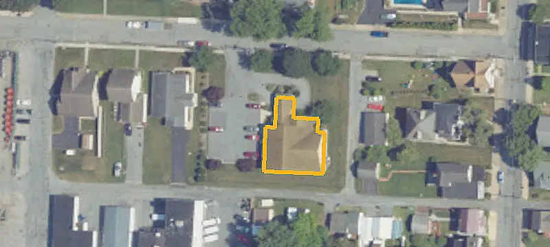 112 Frank St