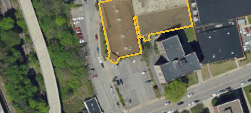 4725 Ctr Ave
