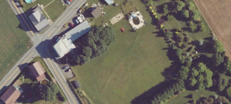 921 Enders Rd