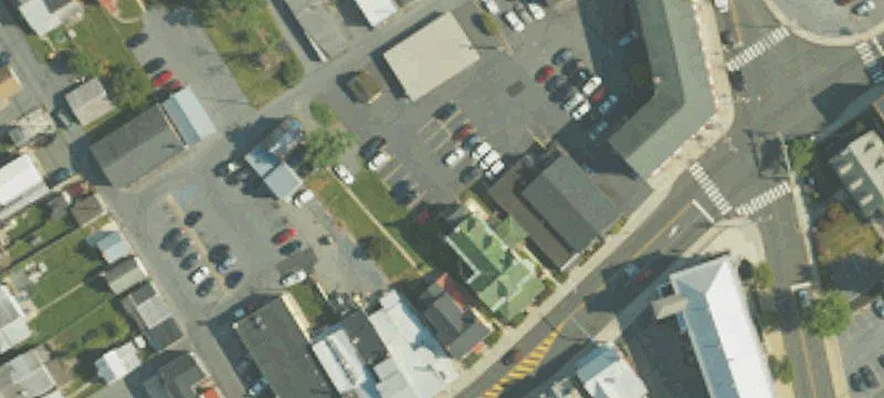 15 Main St