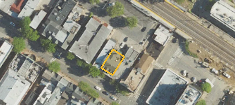 13 Lancaster Ave