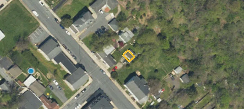 13 Frnt St
