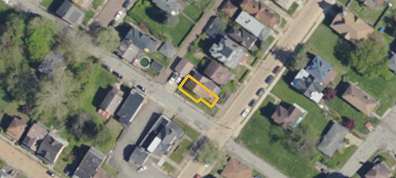1028 Kennedy Ave