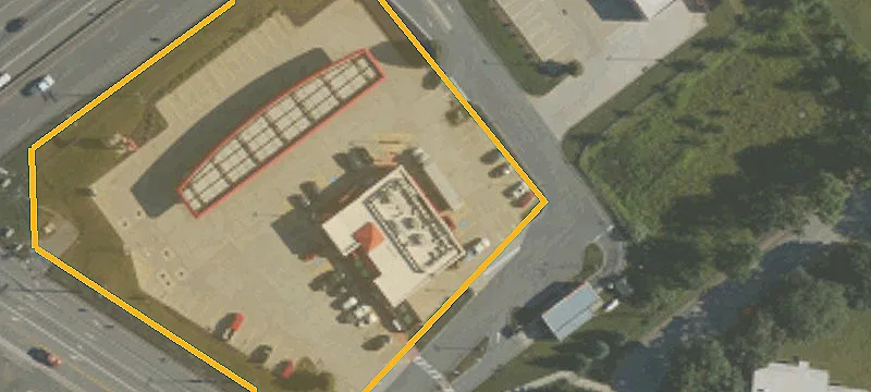 4375 Admiral Peary Hwy