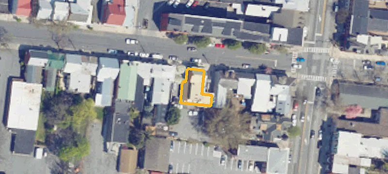 22 Pomfret St