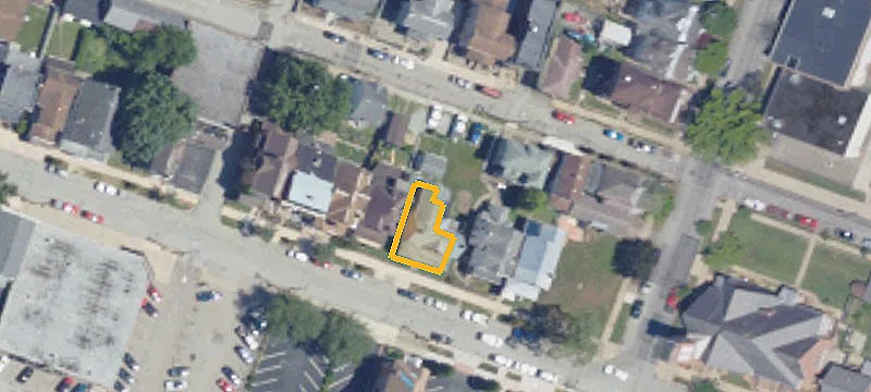 147 Main St