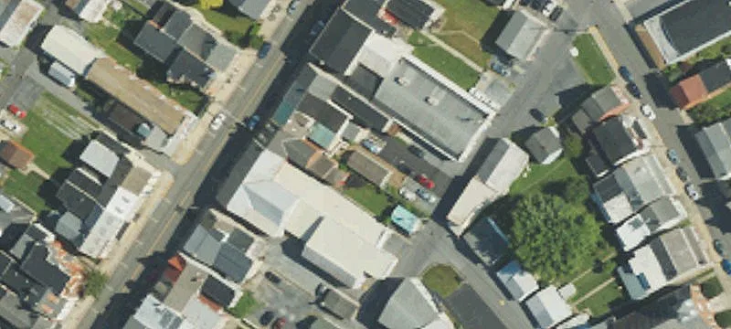 320 Main St