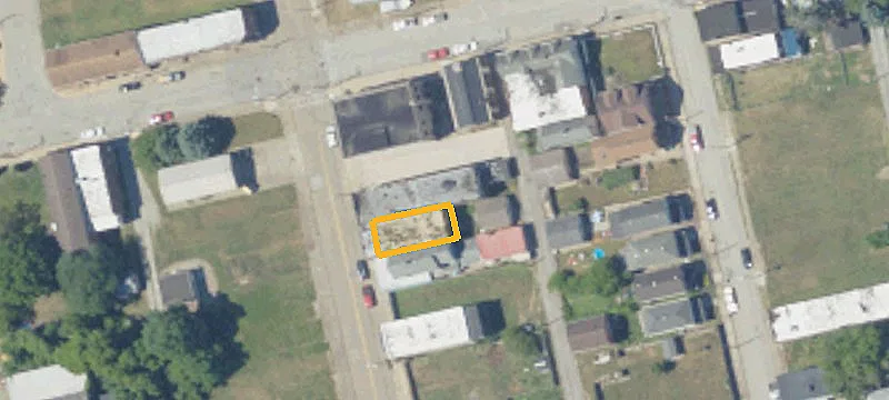 306 Main Ave