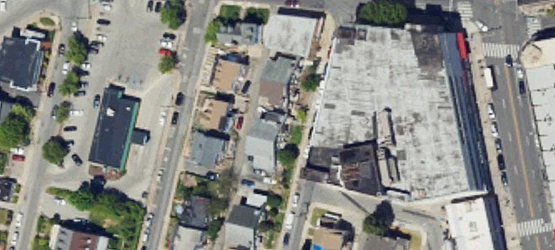 30 Hampden Rd