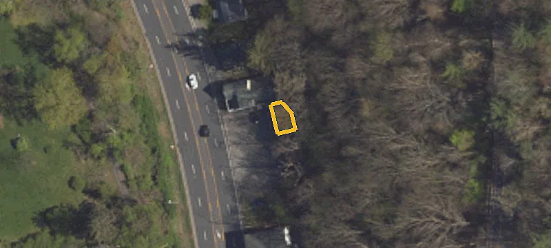 40 Memorial Hwy