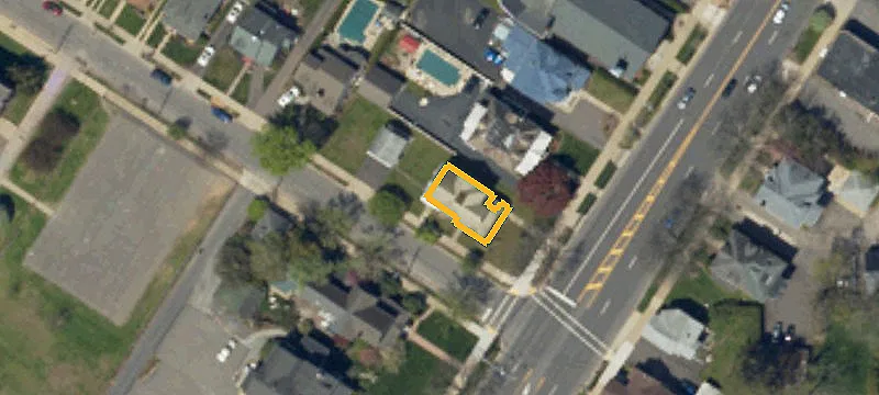 1208 Wyoming Ave
