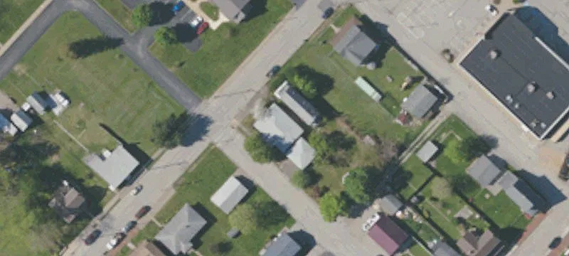 229 2nd Ave