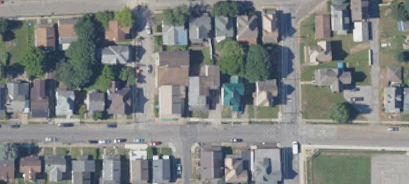 404 Locust St