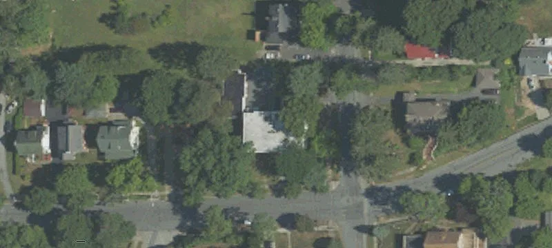 207 Diamond Blvd