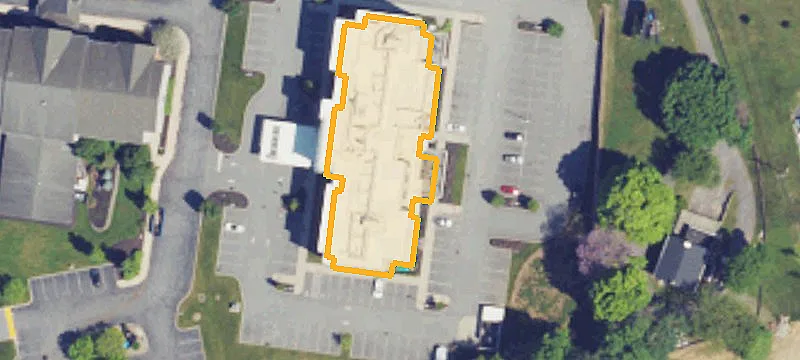 2270 Lincoln E Hwy