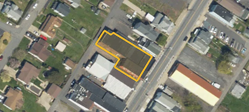 737 Main St