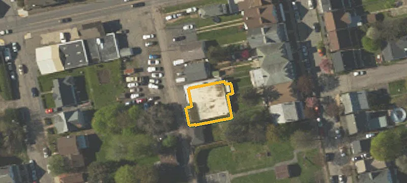 786 James St Rear