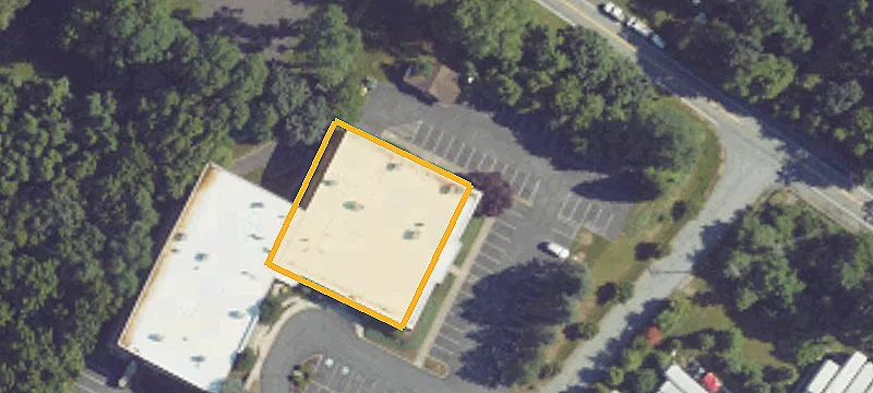 3240 Schoolhouse Rd