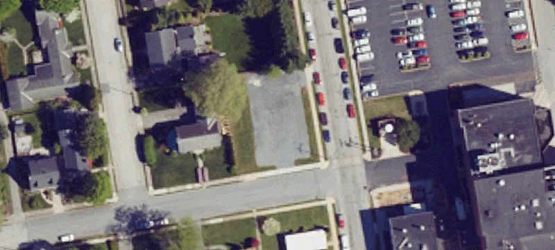 220 Potomac Ave